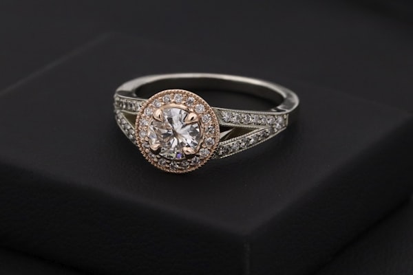 3.00 Carat D Flawless Round Brilliant Diamond